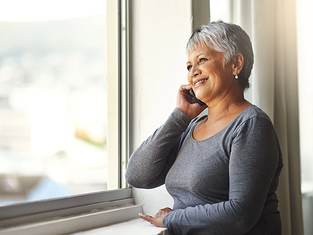 african american woman on the phone